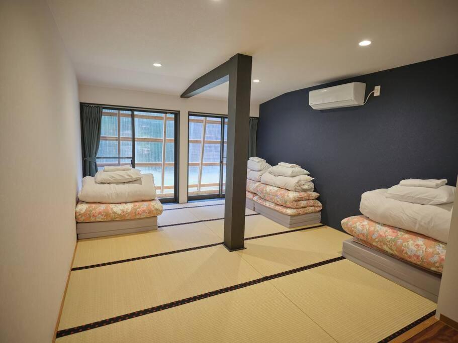 Apartamento Way Shirakawago - Private, Free Parking And Newly Opened 2022 Way Shirakawago Exterior foto