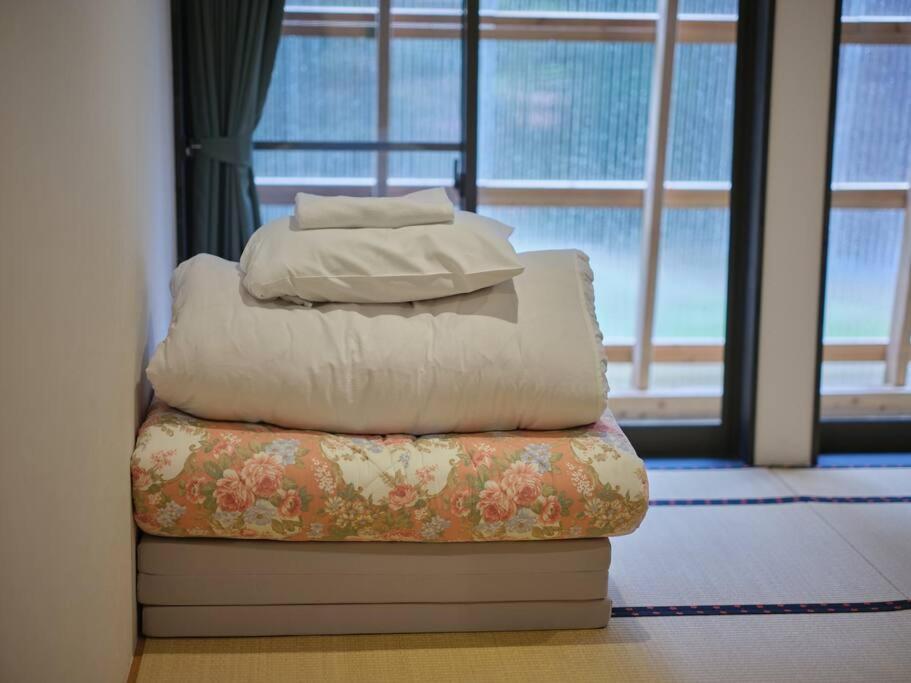 Apartamento Way Shirakawago - Private, Free Parking And Newly Opened 2022 Way Shirakawago Exterior foto